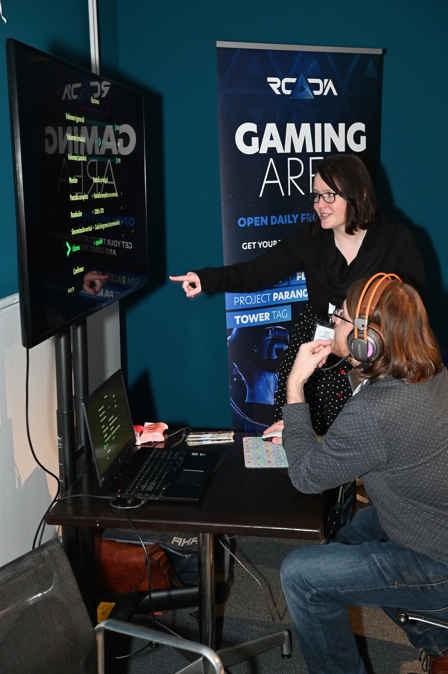 Anke Günther (Beardshaker Games) presenting a demo for "Soultaire"